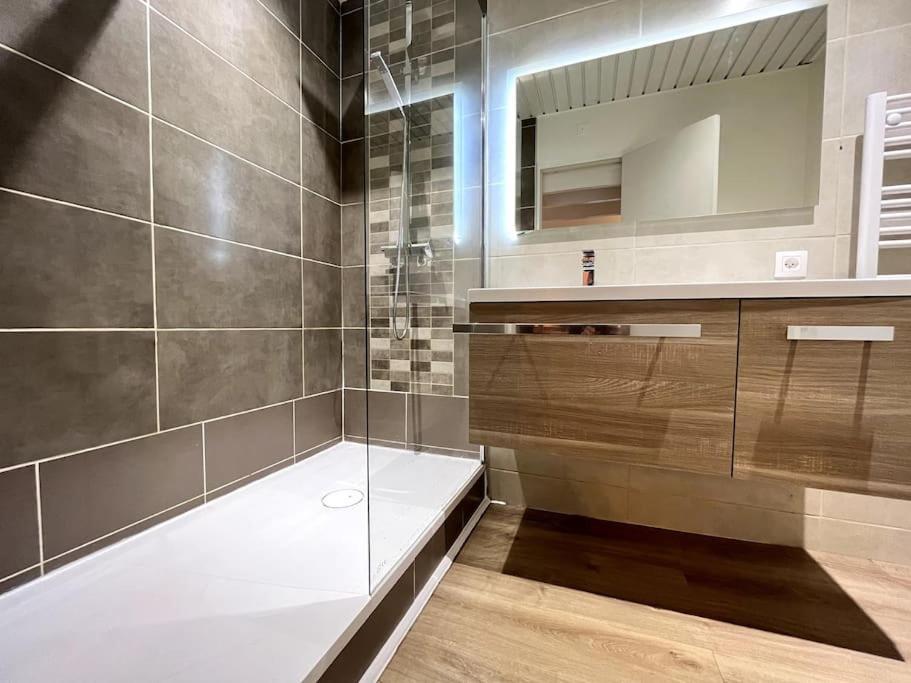 Montagn'Art Studio. 4Pers 30M2. Coeur Village. Cauterets Esterno foto